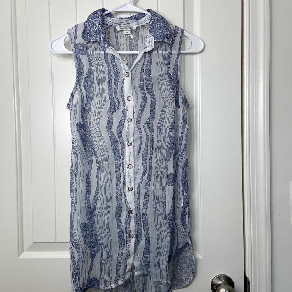 EUC Simply Noelle women’s white blue sheer button front sleeveless long top XS